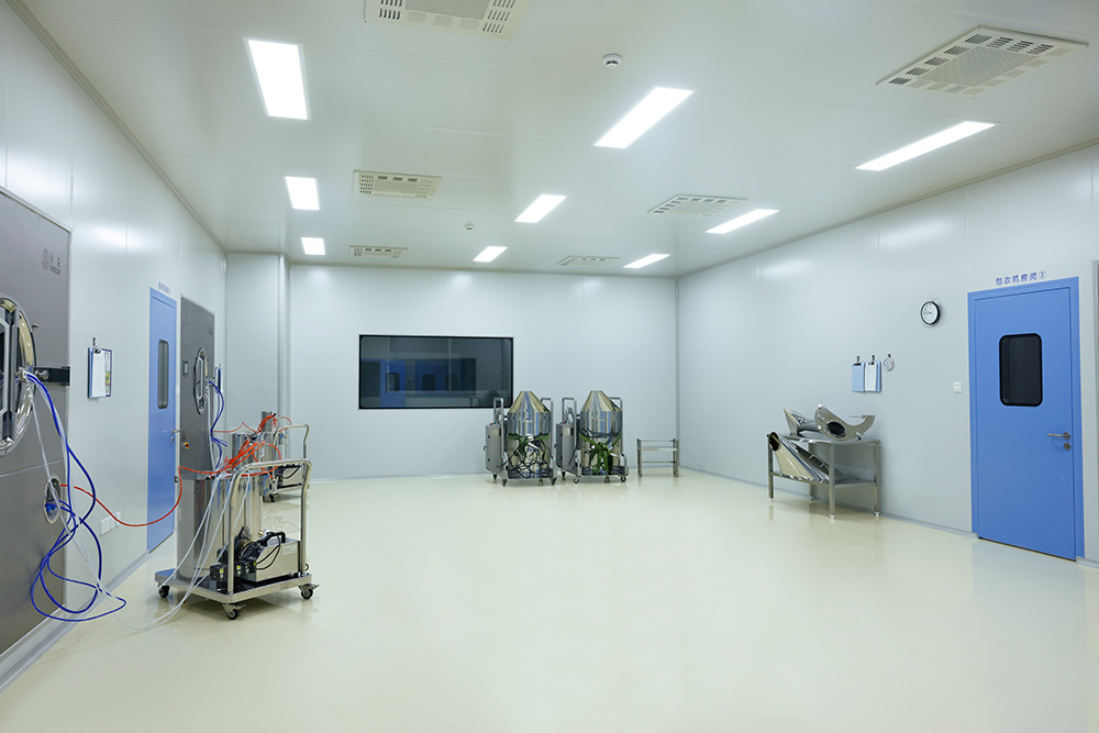 Cosmetic GMP Cleanroom Workshop